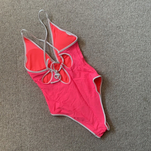 Aerie pipping one piece swimsuit in neon pink - Picture 3 of 6